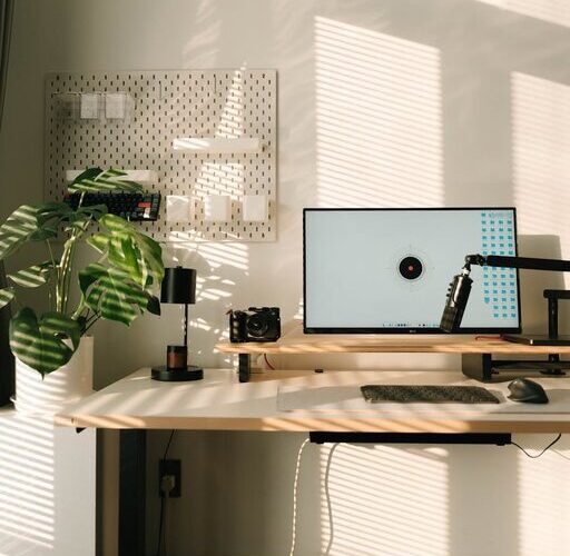 Tips for Creating a Relaxing Home Workspace to Boost Productivity